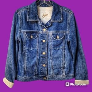 3/$30 J. JILL Western Denim White Eyelet Trucker Petite Jacket XS / S